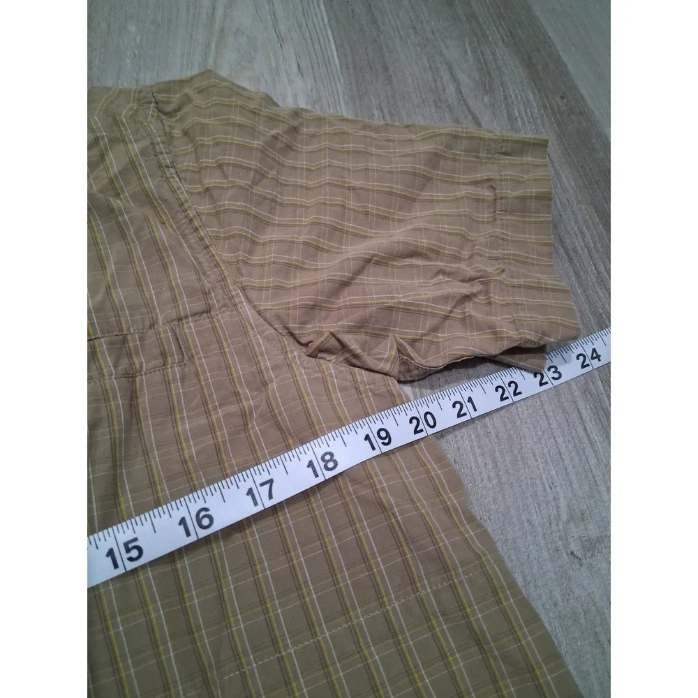 The North Face Mens Tan Yellow Plaid Short Sleeve Button Down Shirt Size Medium